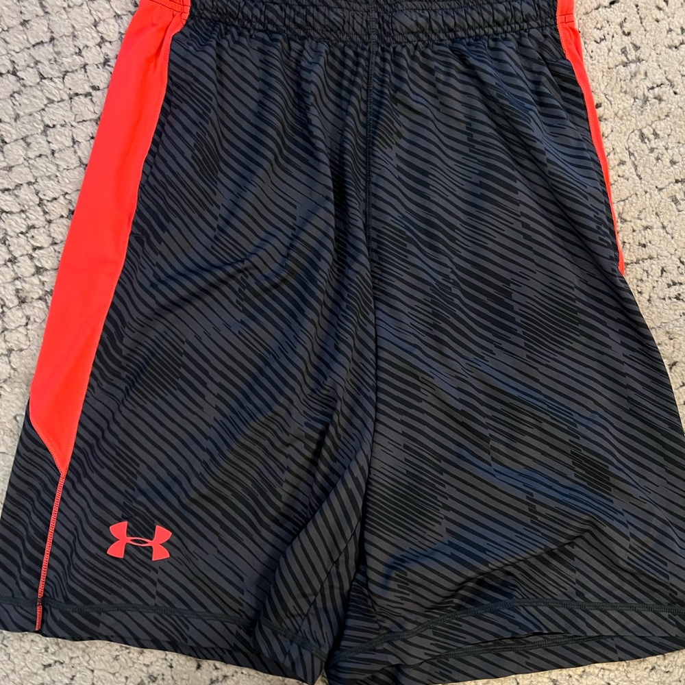 Under Armour Men's Black and Red Athletic Shorts
